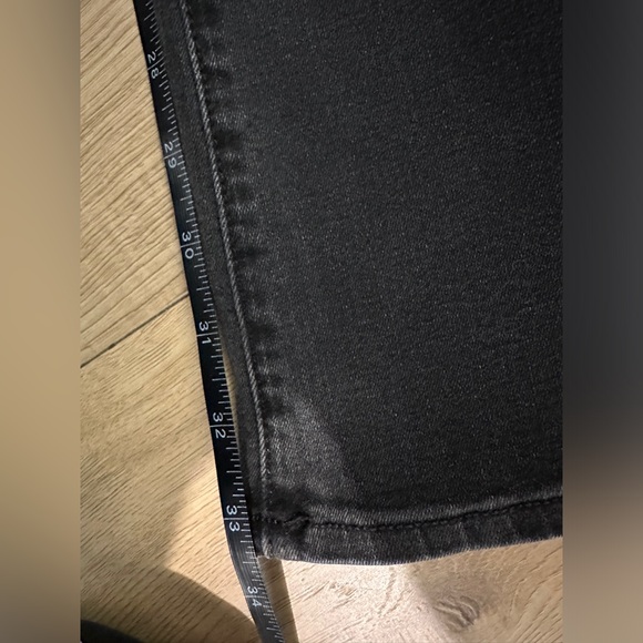 Veronica beard Beverly Skinny Flare NEW WITH TAGS! Size 26 - Picture 4 of 9